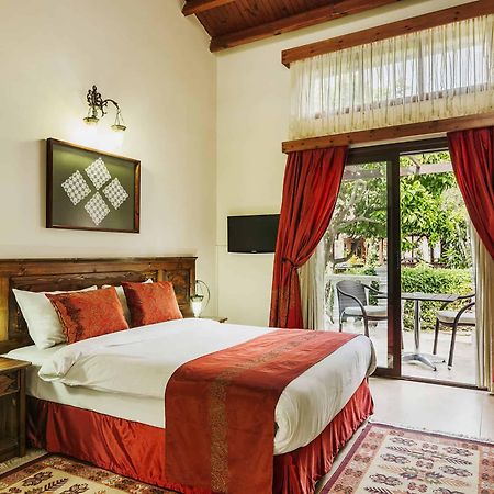 Almond Holiday Village & Hotel Karavas  Exterior foto